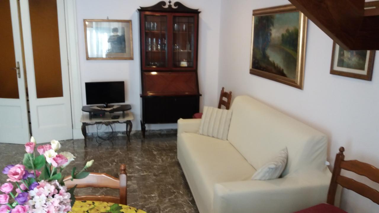 ナポリCasa Sannazzaroアパートメント エクステリア 写真